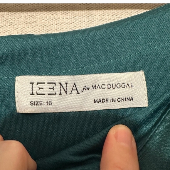 NWT Mac Duggal 55718 Bateau Neck Cap Sleeve Dress - Picture 6 of 7